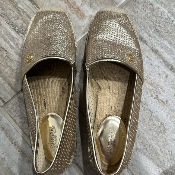 Michael Michael Kors Kendrick Espadrilles Slip On Gold Glitter Flats SZ 8 - Picture 16 of 16